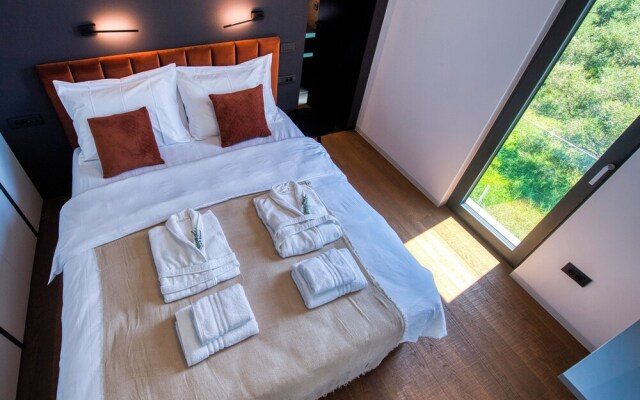 Crystal Holiday Residence II