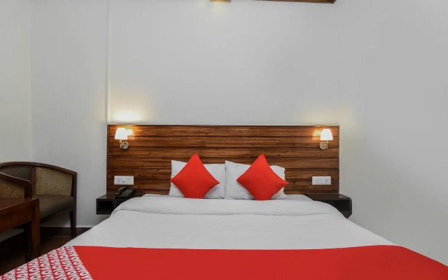 OYO 13410 Hotel Sunflower