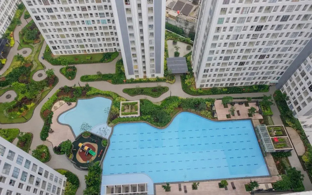 Elegant and Convenient 2BR Apartment M-Town Residence