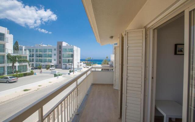 Protaras Holiday Villa Dv16