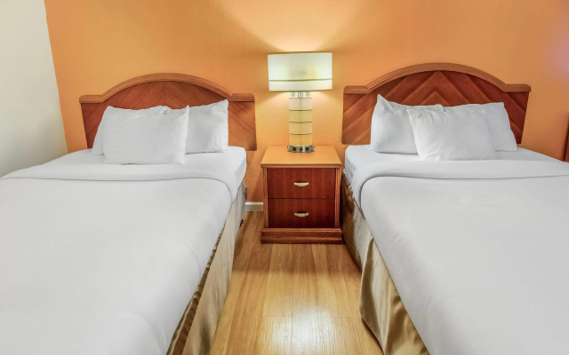 Econo Lodge Alliance