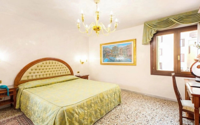 Antica Casa Carettoni
