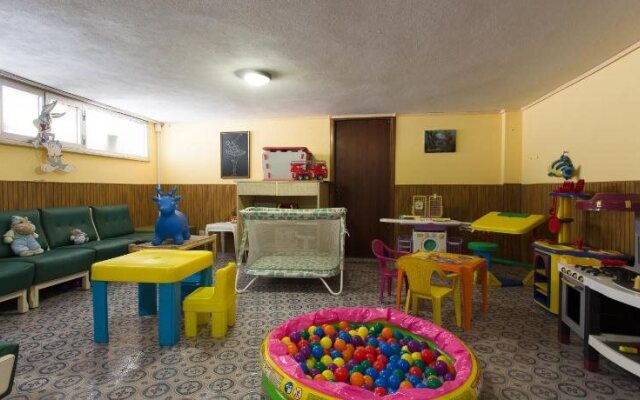 Hotel Real