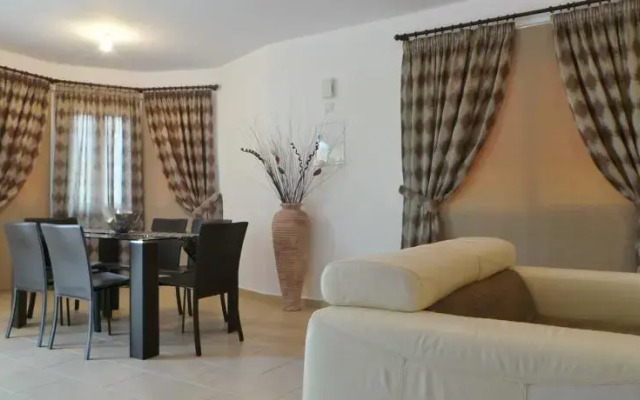Sea Princess Luxury Villas