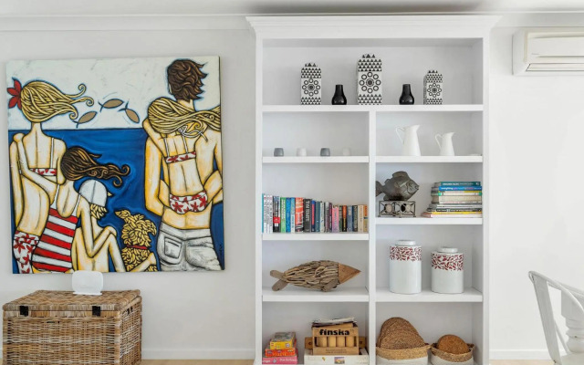 On The Beach at Vincentia 4pm Check Out Sundays