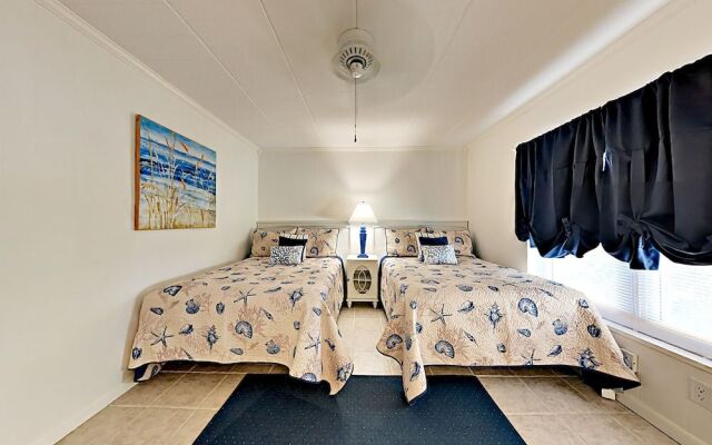 Beachfront Penthouse by RedAwning