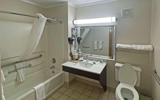 Quality Inn - Roxboro South