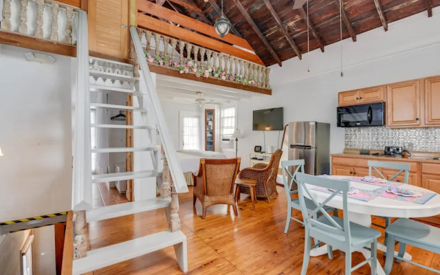 New Rose Retreat - Pool Parking