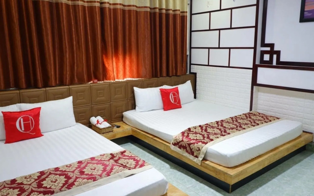 Quynh Huong Hotel