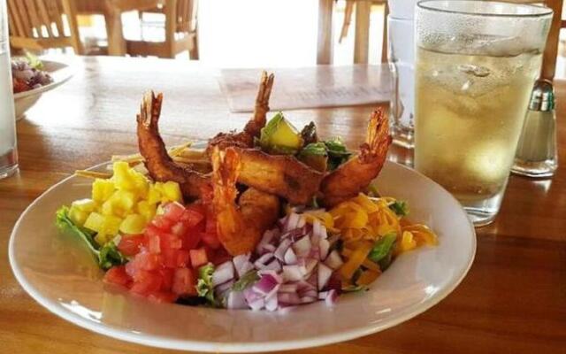 Las Palmeras Beach Hotel