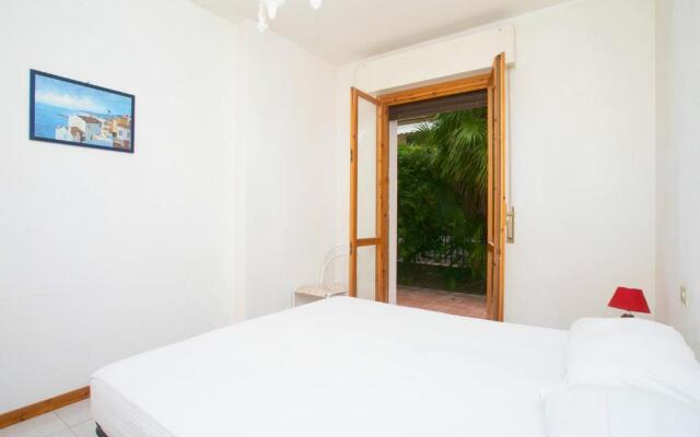 S77 - Sirolo, trilocale con giardino in centro