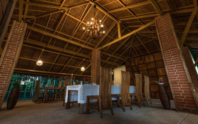 Locals Villa Hotel