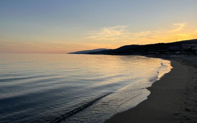 Suna Beach Kefaloz