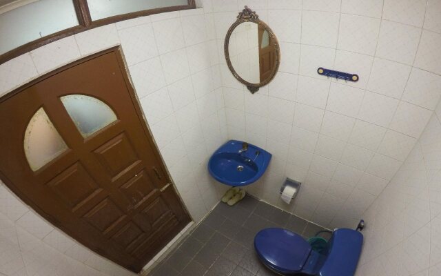 May Shan Hotel