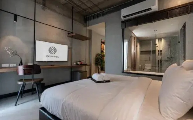 Ex2 Hotel