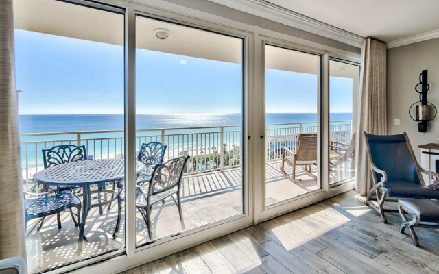 Sterling Palace Water Views Private Beach Access