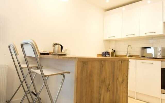 Remarkable 2-bed Apartment in Culross