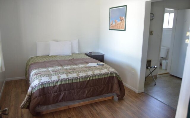 Newport Antler Motel