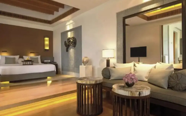 LOS CORALES VILLAS and SUITES
