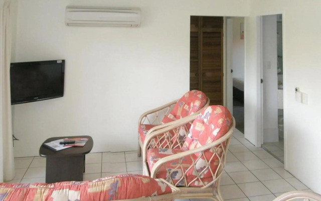 Tradewinds McLeod Holiday Apartments