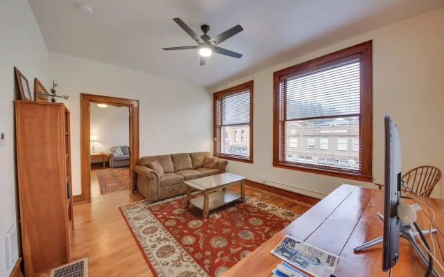 Ski & Explore! Charming Downtown Wallace Condo