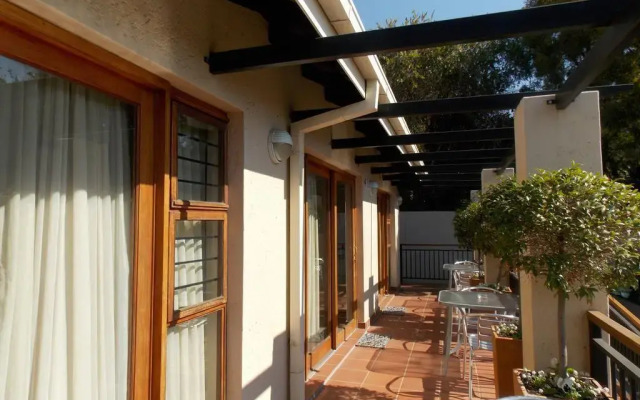 Cornerhouse on Conan Guest House