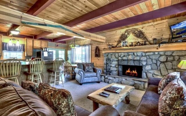 The Snow Shoe Inn by RedAwning