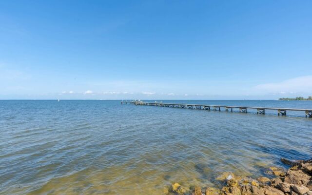 502 Little Harbor Inn