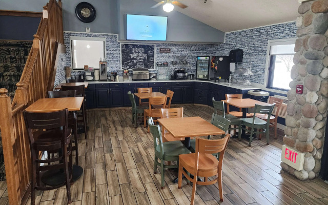 AmericInn by Wyndham Austin