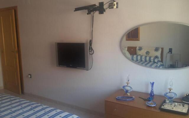 Townhouse-Air-conditioned-100-mt-from-the-sea