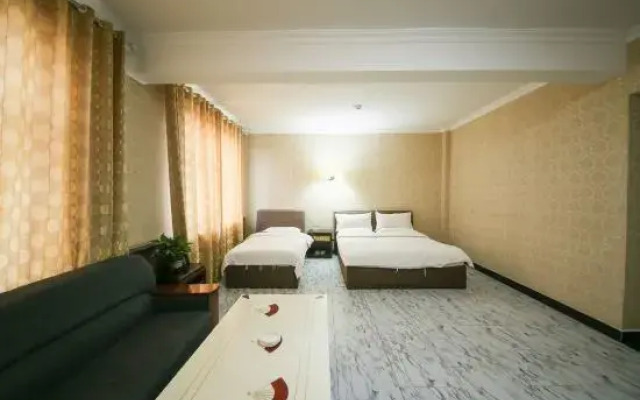 Wei Long Hotel