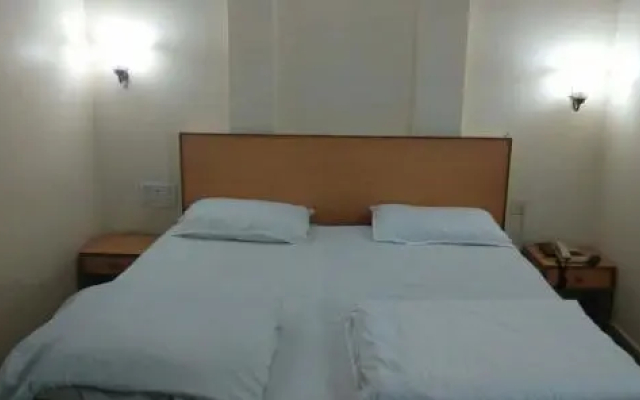 Hotel Mohan Raj Vilas
