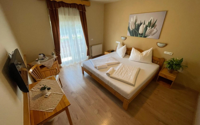 Karin Hotel