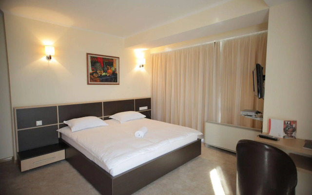 Mercure Chisinau Center Jazz Hotel
