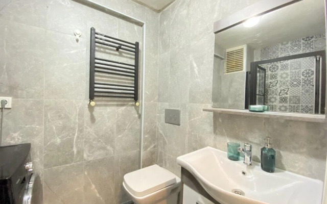 Studio Flat near Taksim Square in Beyoglu
