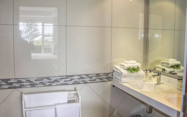 BlaauwVillage Boutique Guest House