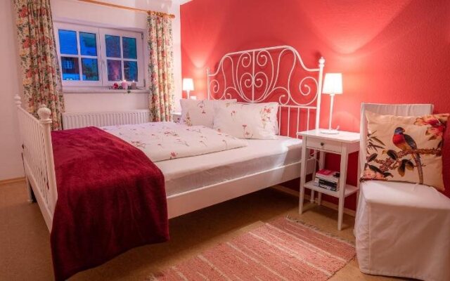 Ferienwohnungen Hotel Garni Dörflerwirt