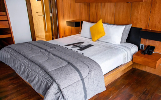 Madero Hotel & Suites