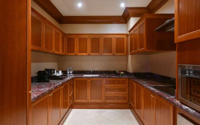 Al Aziziyah Boutique Hotel By The Torch
