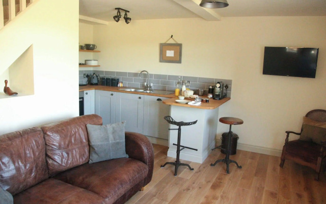 Manor Farm-MK