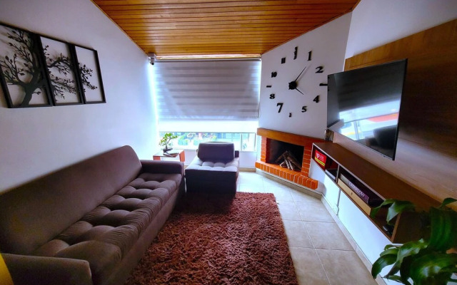 Elegant apartment with up to 4 people