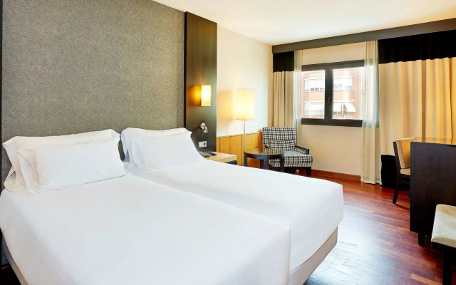 iStay by NH Ciudad de Valencia Hotel