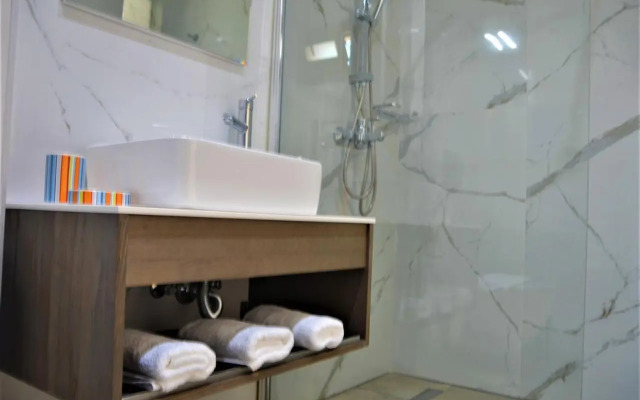 Pagiatakis Suites