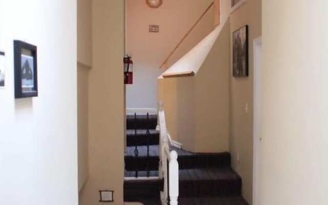 Kaisar Guest House