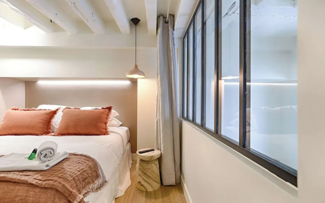 Beautiful AC Duplex Bastille Le Marais