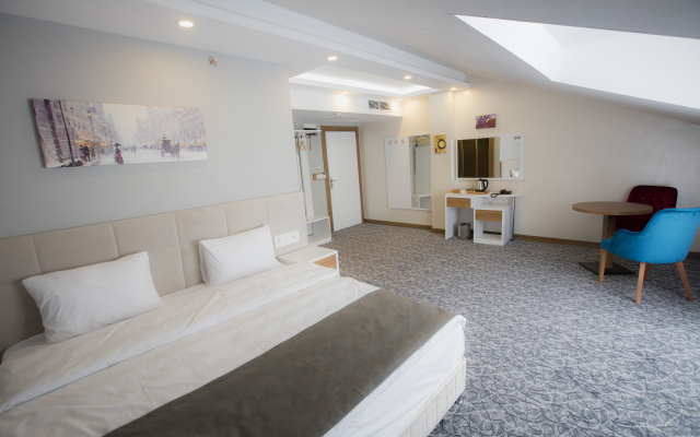 Royal Inci Airport Hotel