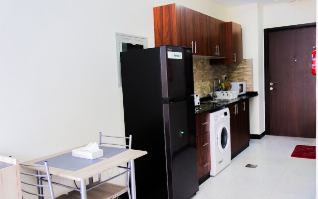 Studio Apartment in Knightbridge Court