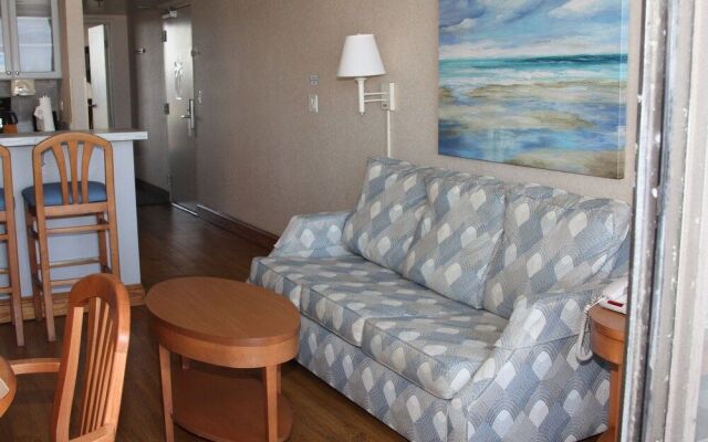 Four Sails Resort
