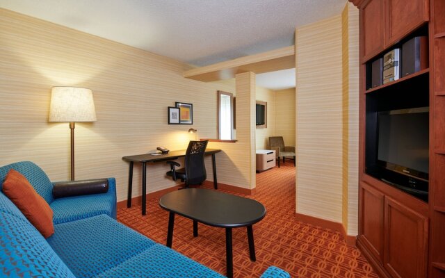 Fairfield Inn & Suites by Marriott Detroit Farmington Hills