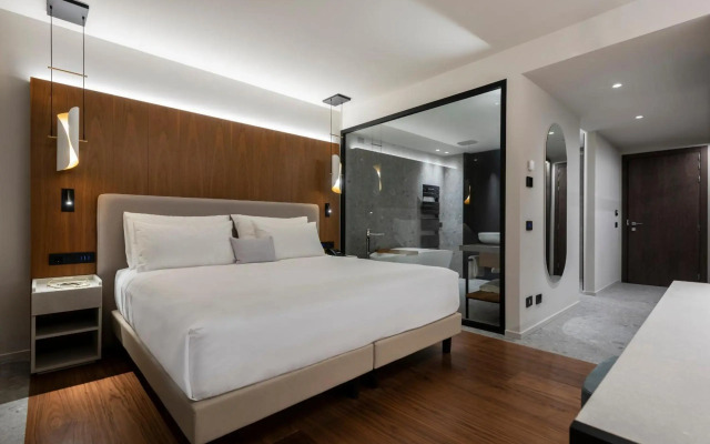 EALA My Lakeside Dream - Adults Friendly